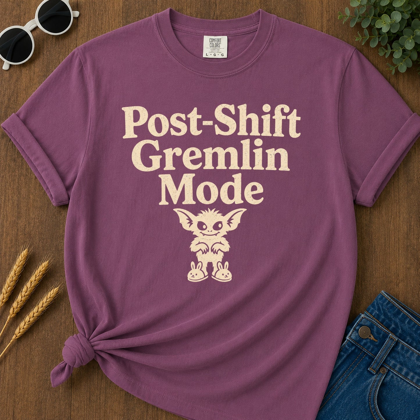 Post Shift Gremlin 220 T-Shirt - Berry Mockup