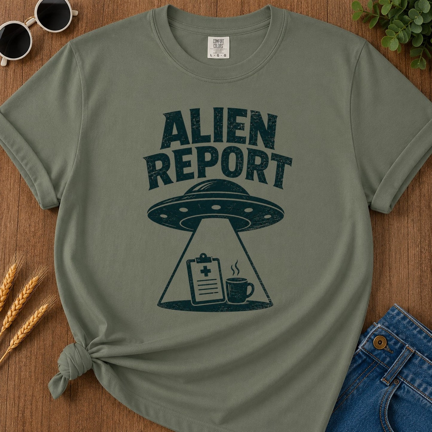Alien Report T-shirt - Moss Mockup