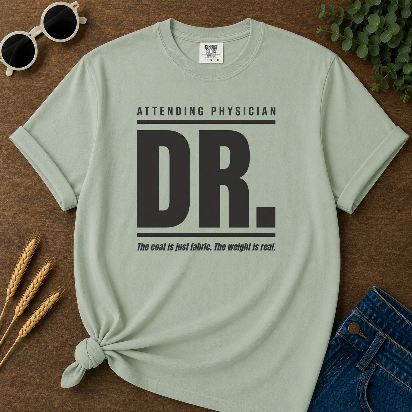 Dr Attending T-Shirt - Bay