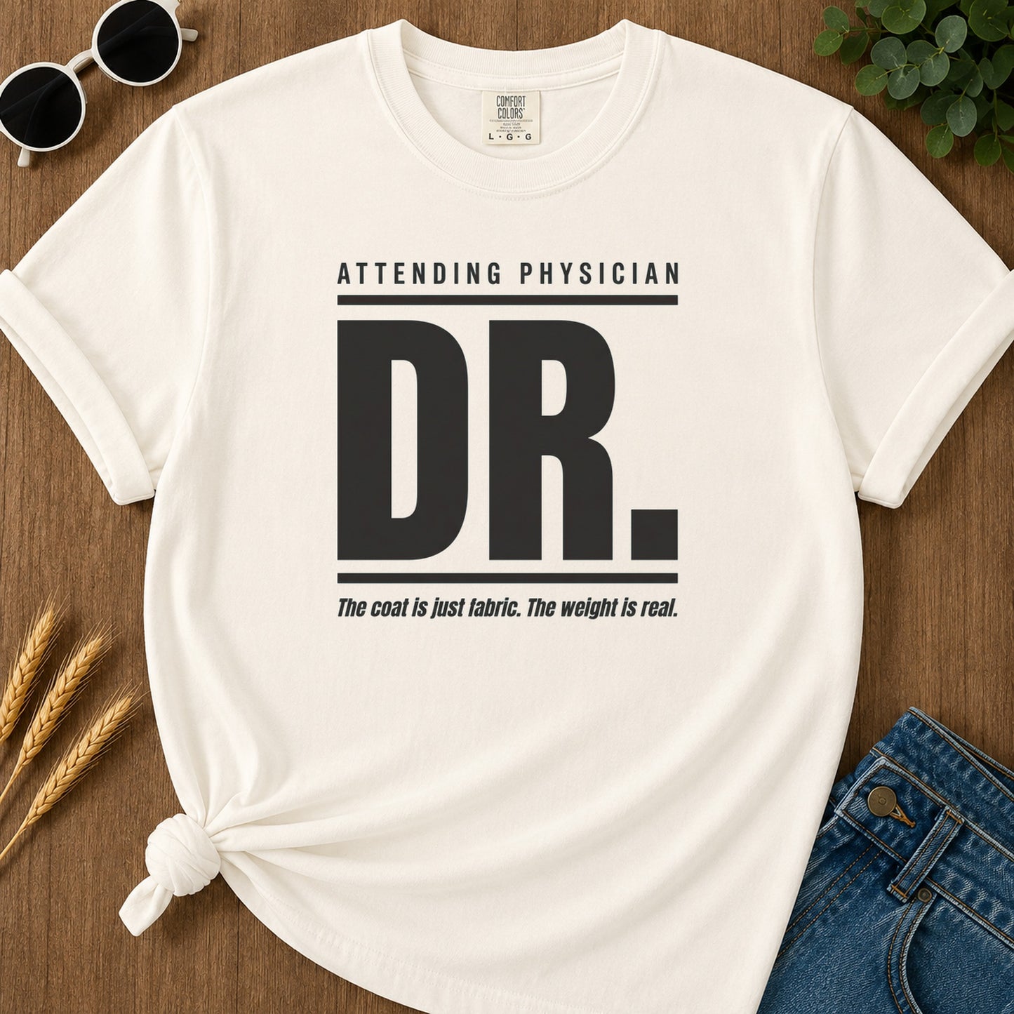 Dr Attending T-Shirt - Ivory