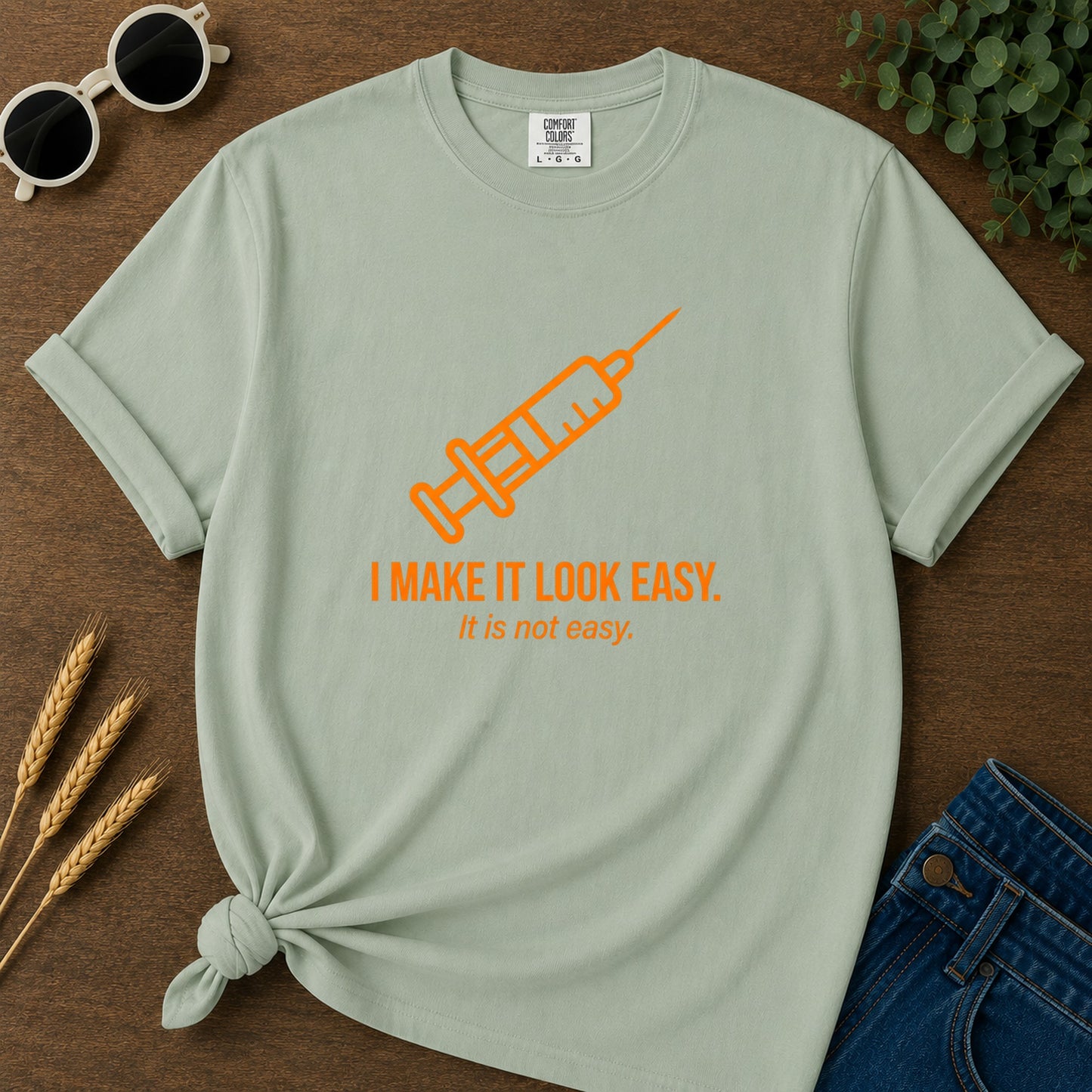 I Make It Look Easy T-Shirt - Bay