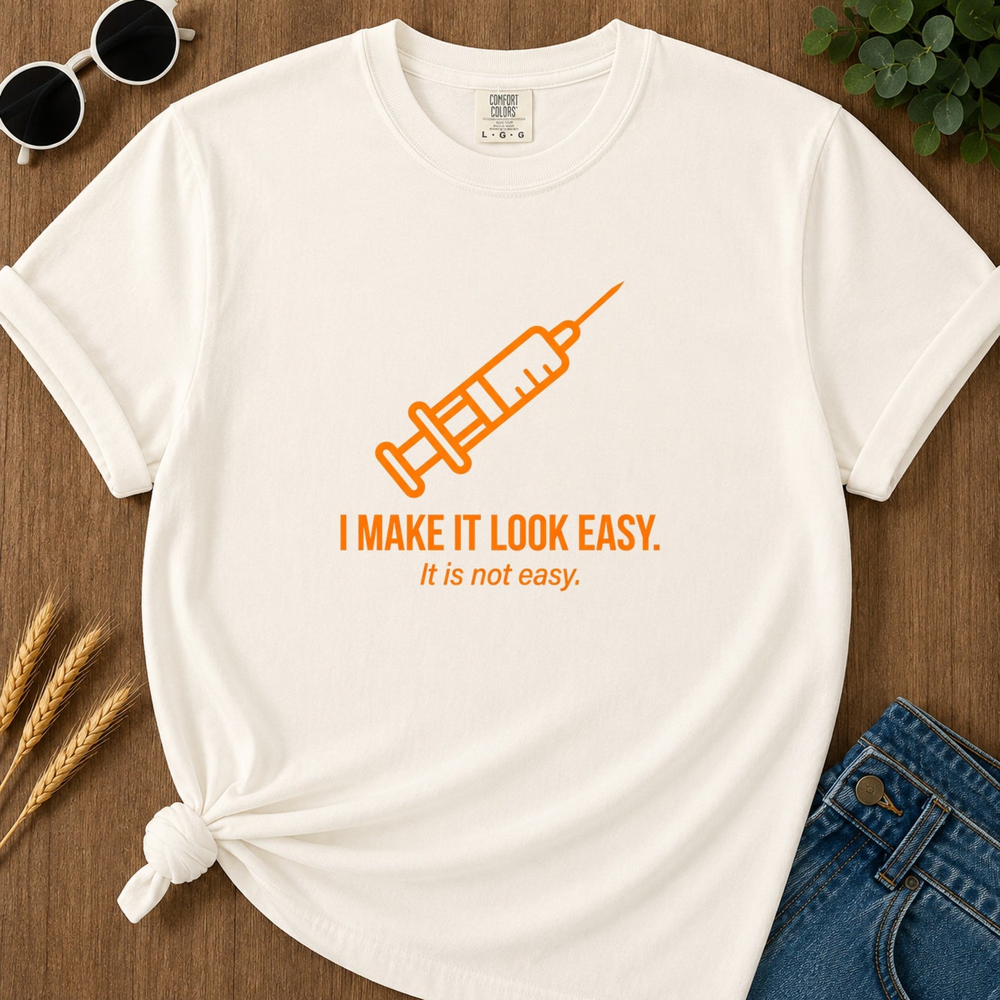 I Make It Look Easy T-Shirt - Ivory