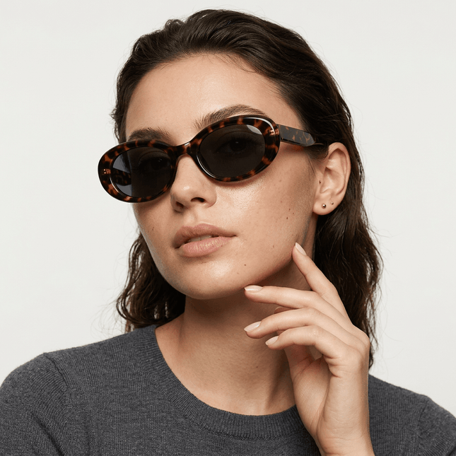 LunaVex | Cat Eye Clip - On Sunglasses – Oval Frame UV Protection Unisex - RAYZORA