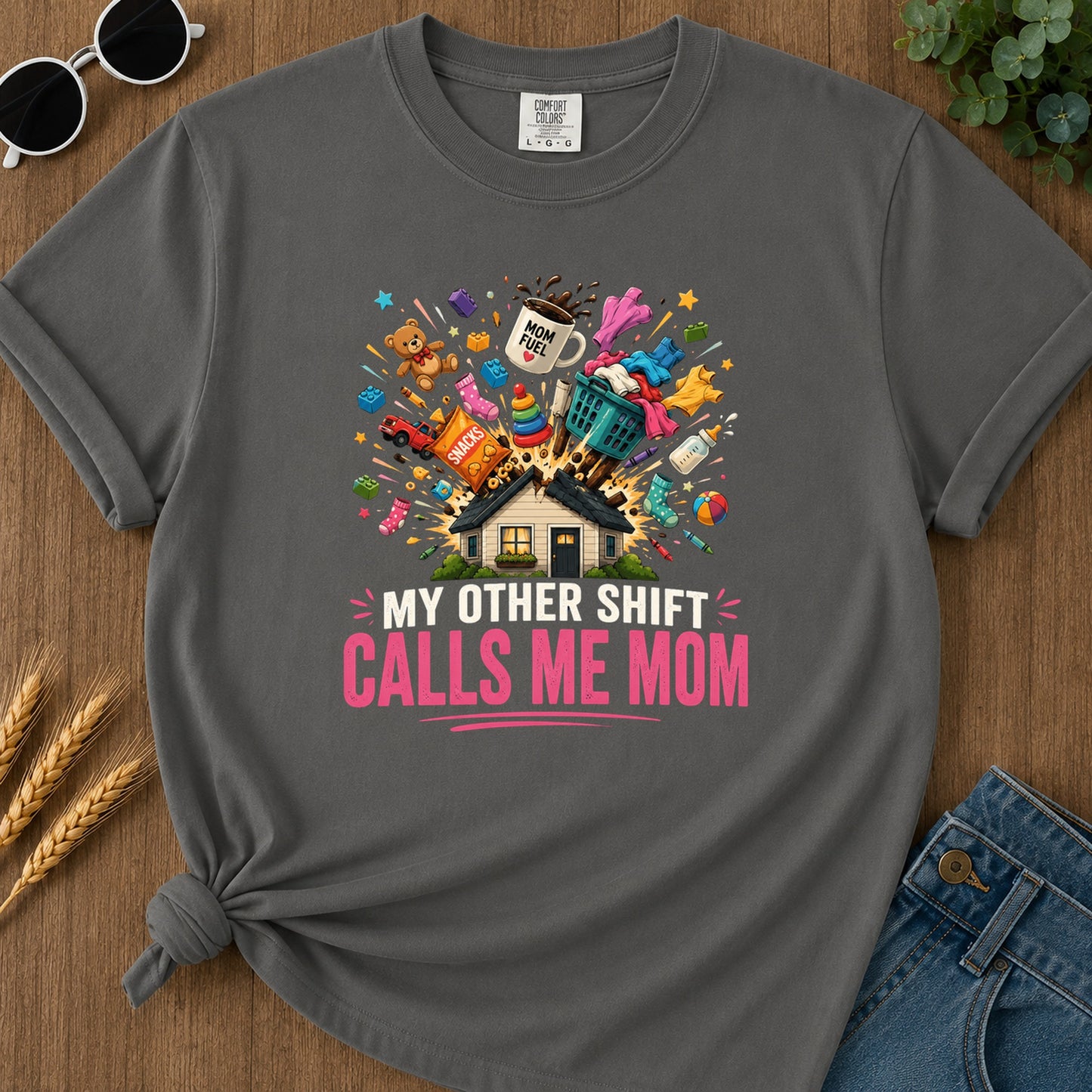 Mom Fuel Snacks T-Shirt - Pepper