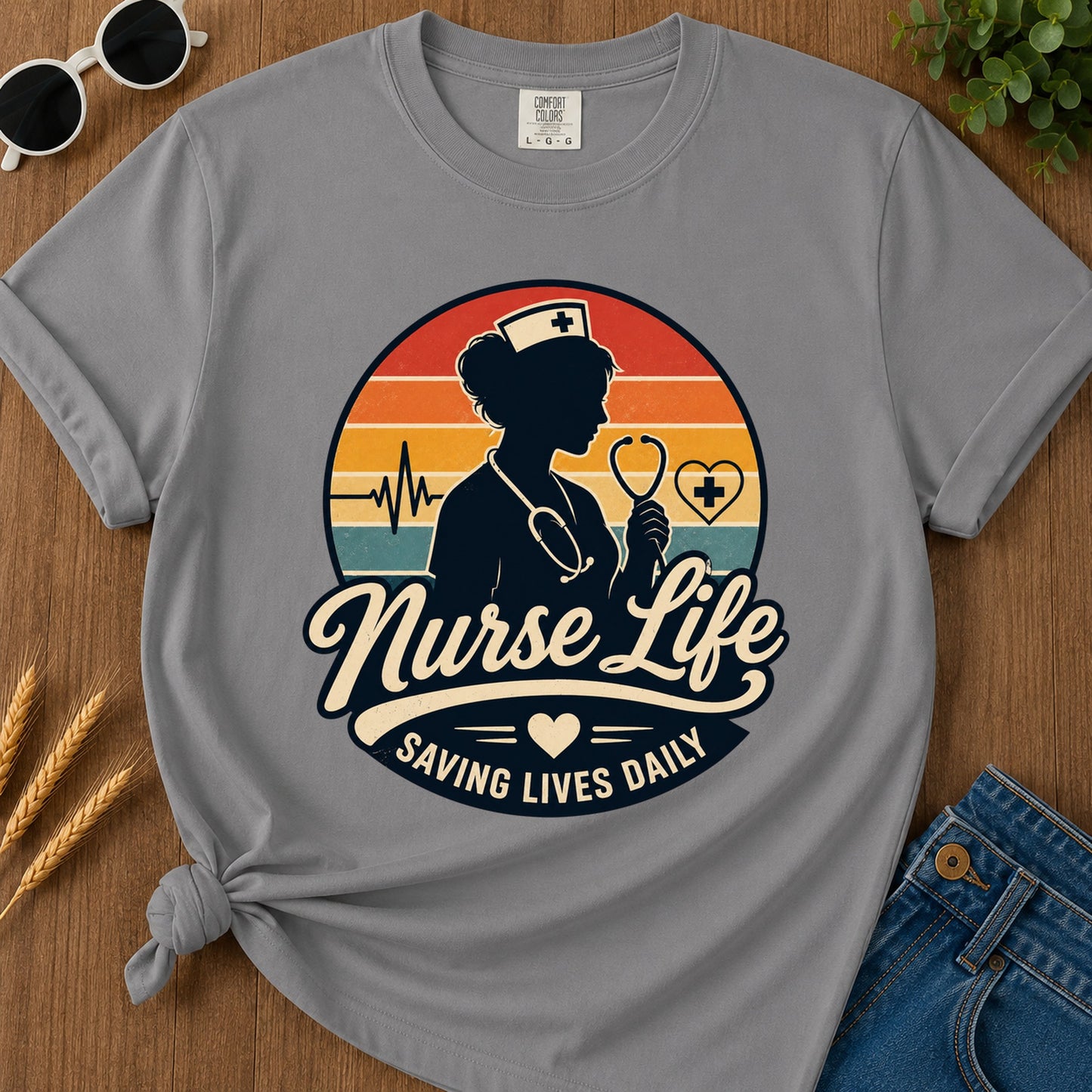 Nurse Life Saving Lives Daily T-Shirt - Grey