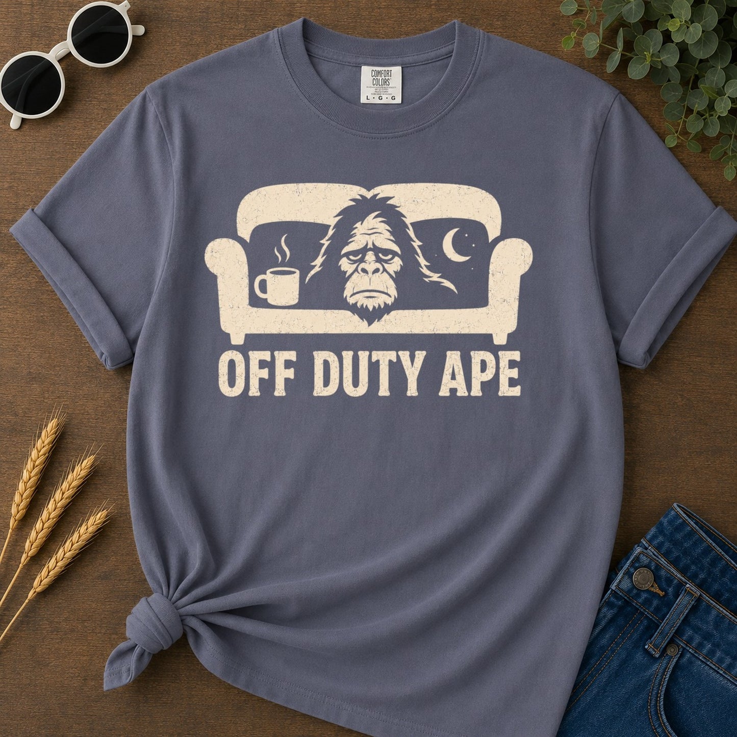 Off Duty Ape T-shirt - Navy Mockup