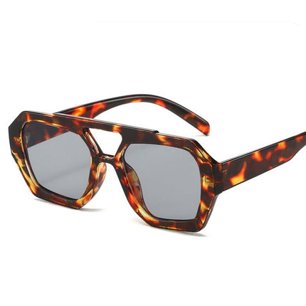 PolygonLine | UV380 Irregular Polygon Sunglasses – 2 Avant-Garde Unisex – Sunglasses | RAYZORA