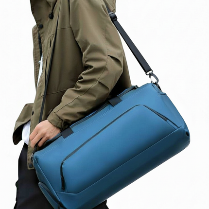 Unisex Waterproof Expandable Gym Travel Bag – Stylish Carry — white background product image 2
