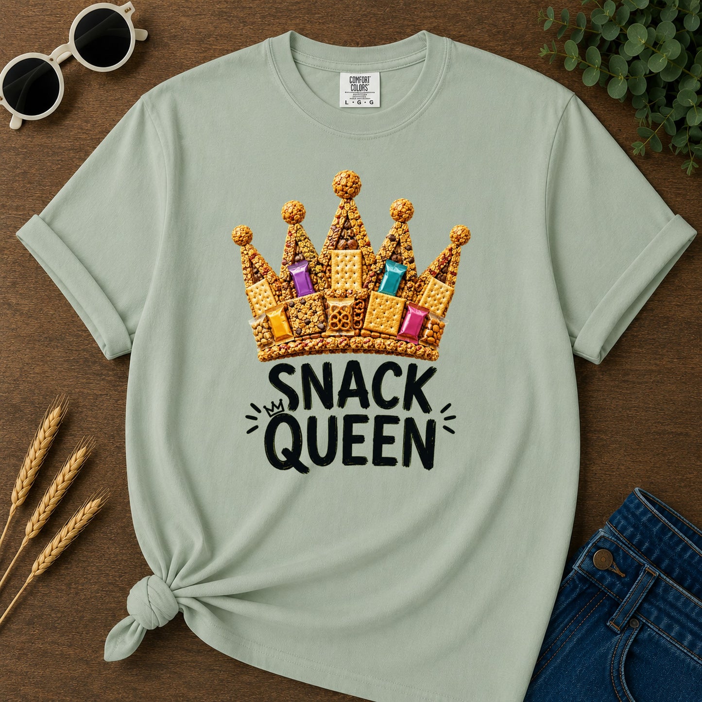 Snack Queen T-Shirt - Bay
