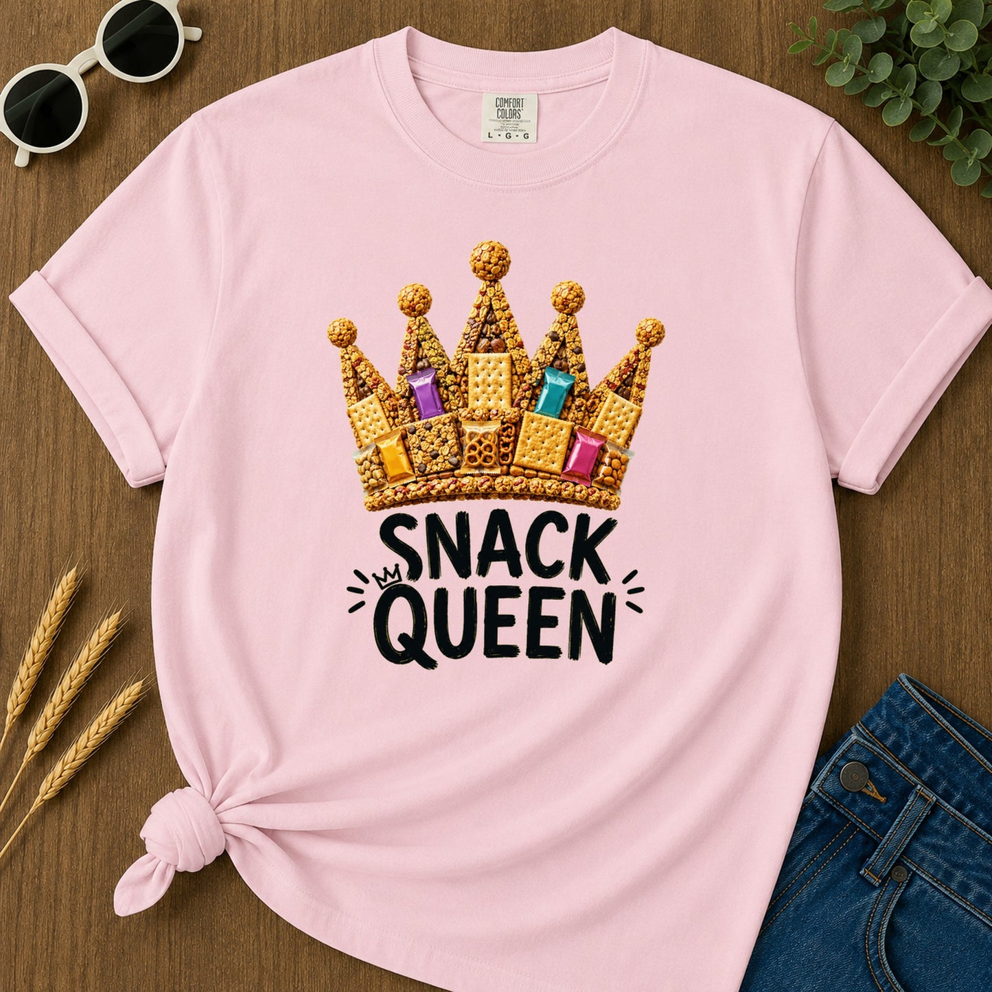 Snack Queen T-Shirt - Blossom