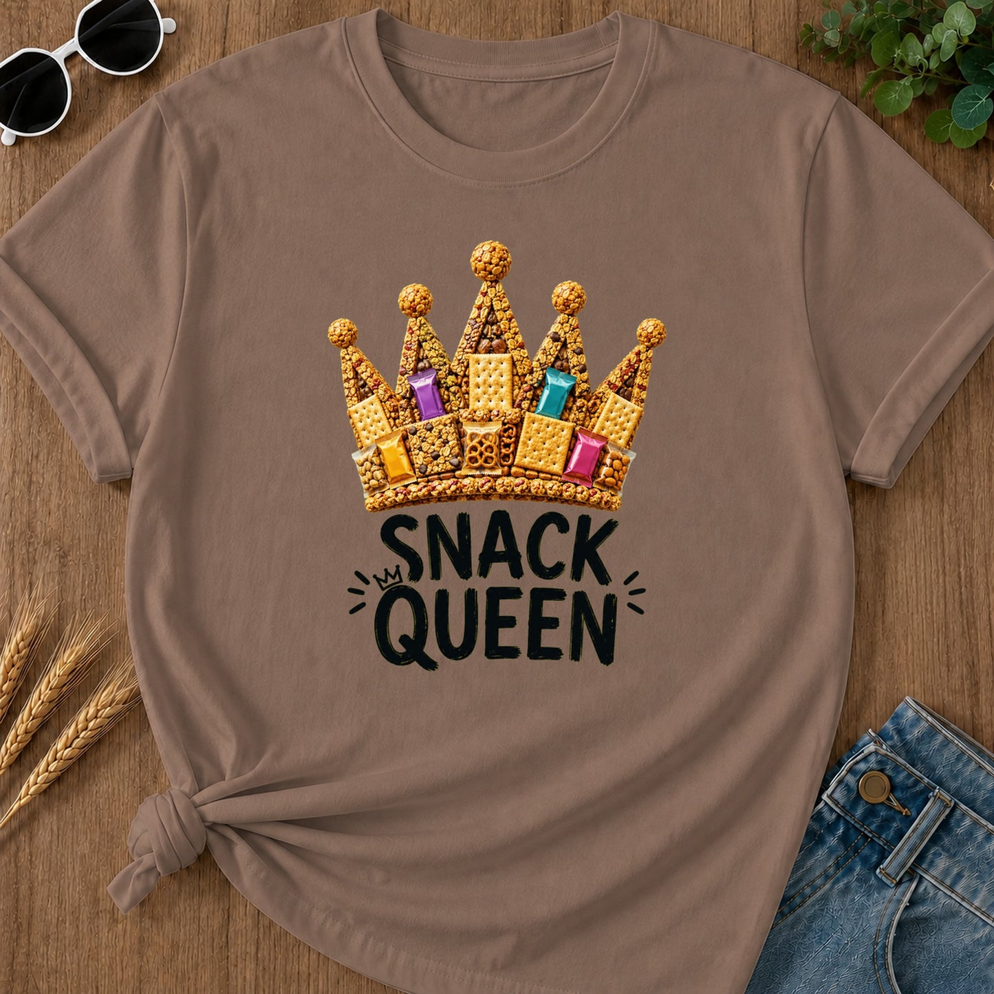 Snack Queen T-Shirt - Espresso
